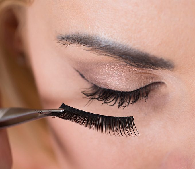 False eyelashes