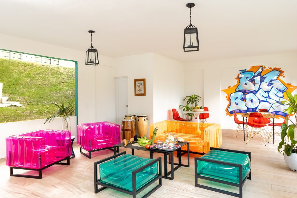Daddy Yankee Airbnb photo by Eric Rojas