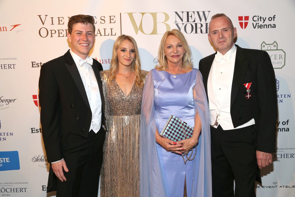 William Hupfer, Victoria Flick, Ingrid Flick and Thomas Mittermayer