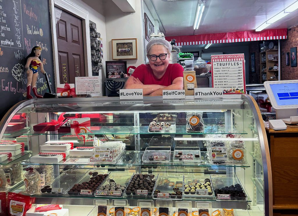 Roni-Sue Chocolates Winter activities