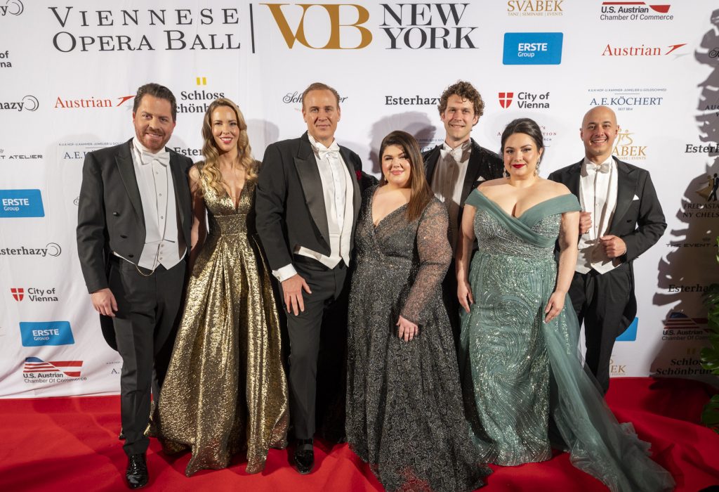 Daniel Serafin, Silvia Frieser, Lucas Meachem, Leah Crocetto, Chris Pursell, Johanna Will, Vinicius Kattah